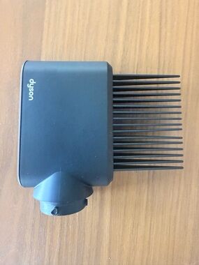 Dyson Black Wide-tooth Styling Comb Attachment (Matte Black)